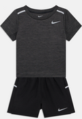Ensemble short et t-shirt d'été